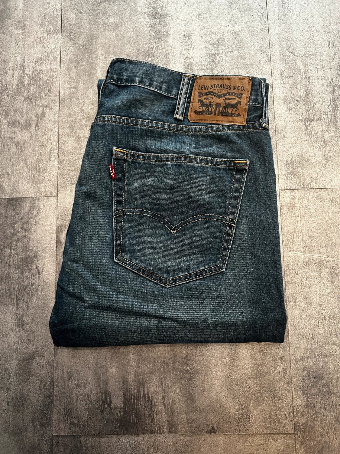 đź›’Jeans Levi's W38 L30đź›’