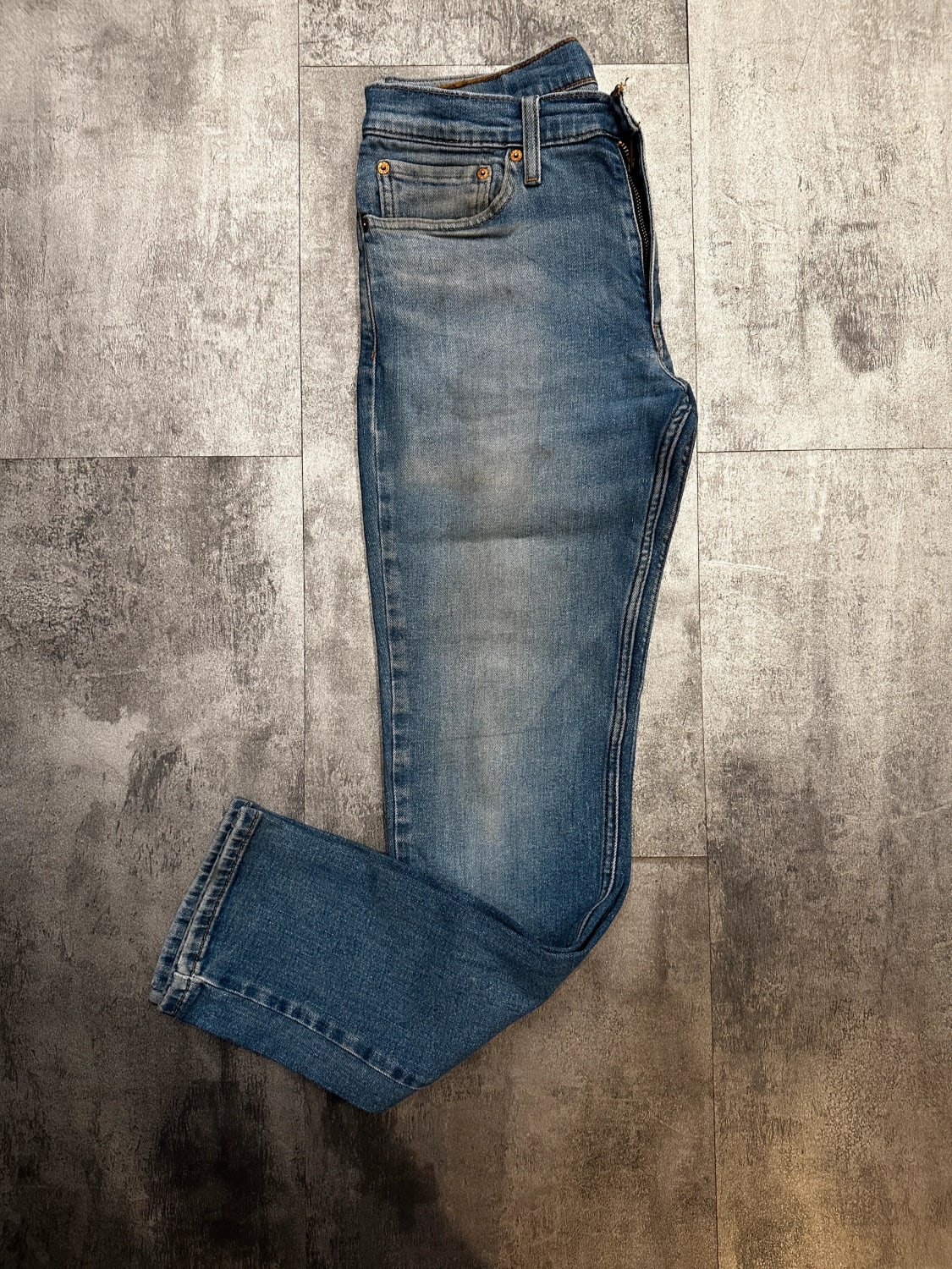 đź›’Jeans Levi's W32 L32đź›’