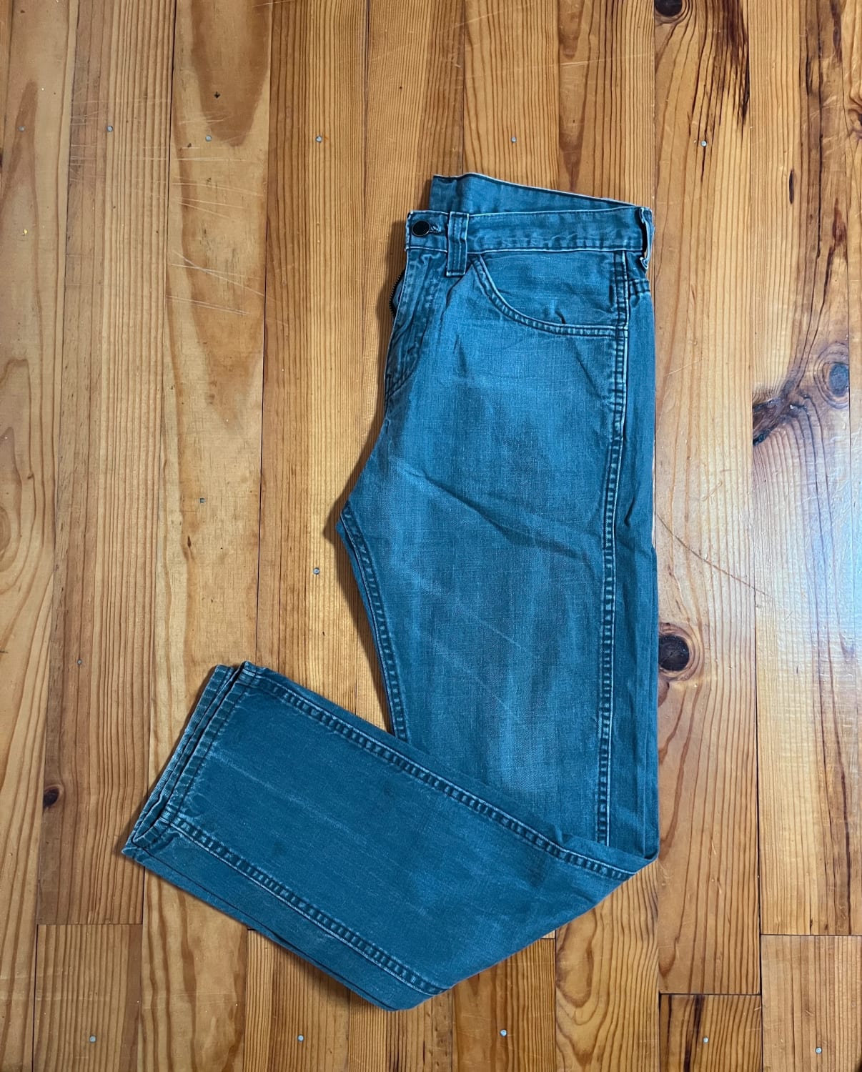 đź›’Jeans Levi's W32 L32đź›’