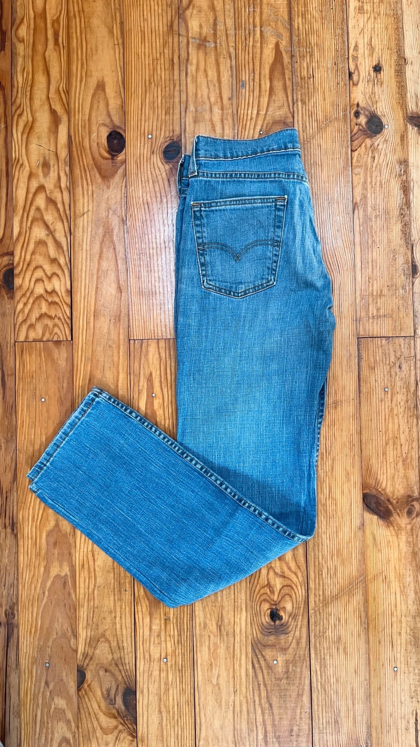 đź›’Jeans Levi's W29 L32đź›’