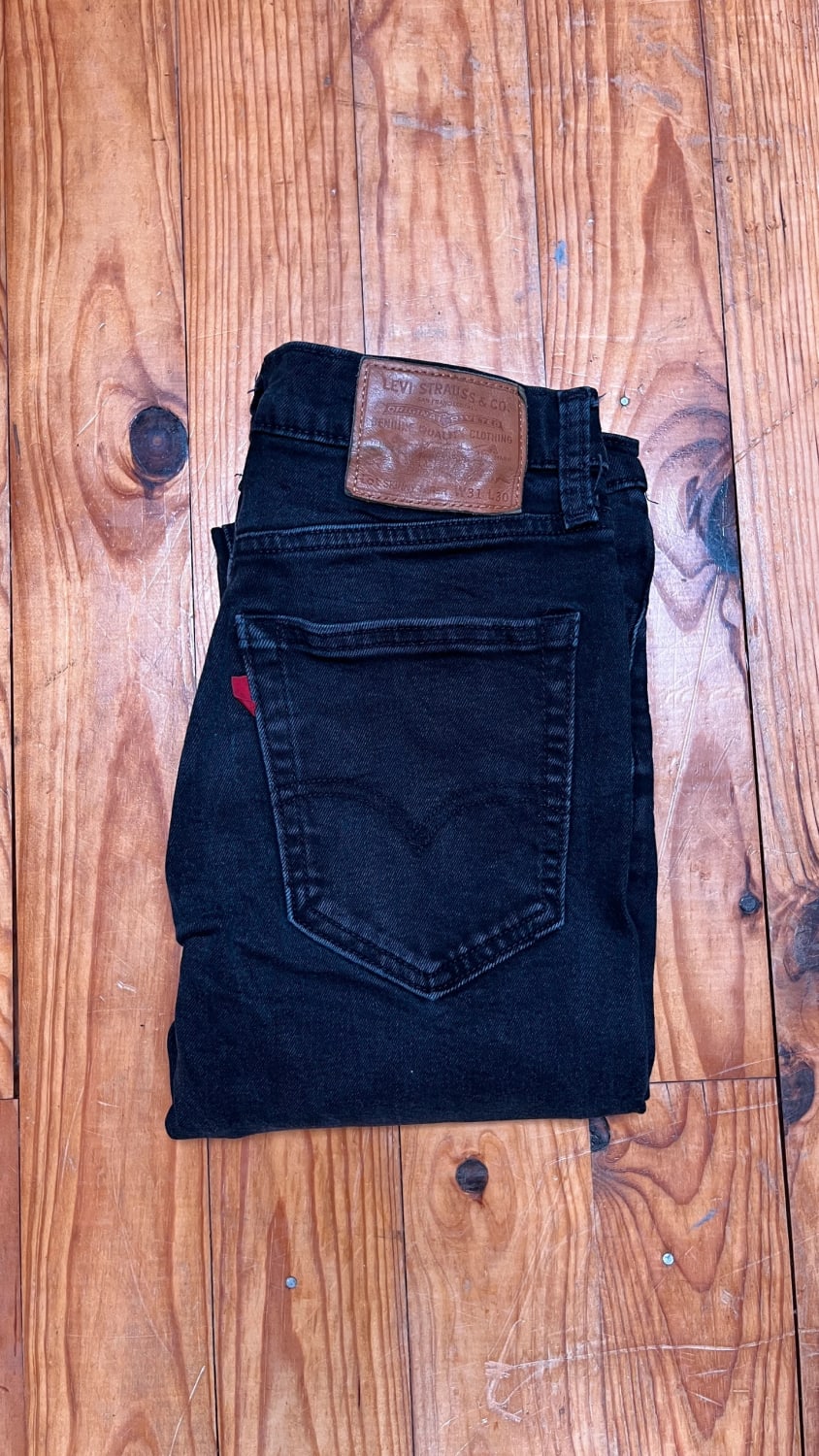 đź›’Jeans Levi's W31 L30đź›’