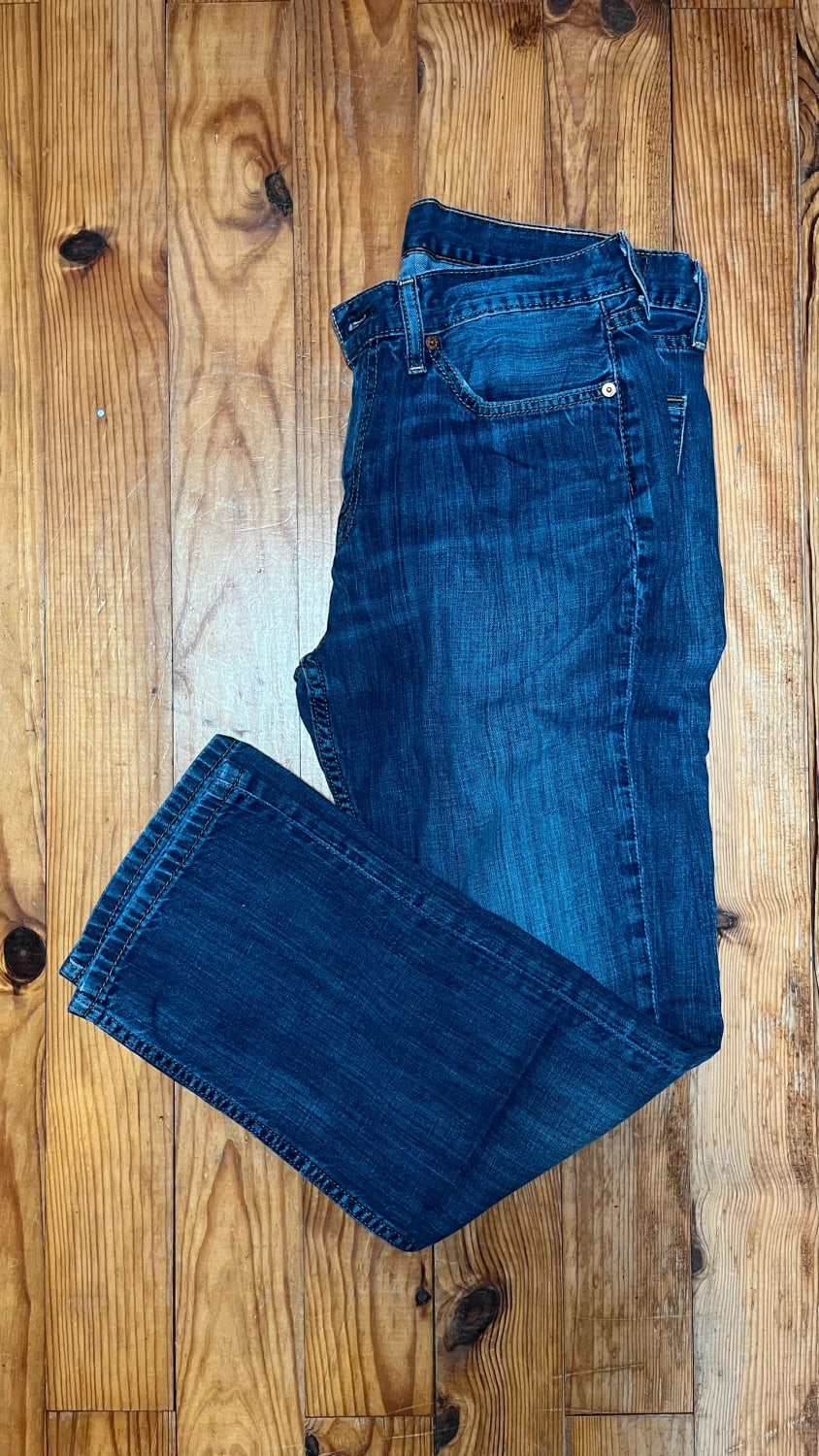 đź›’Jeans Levi's W33 L30đź›’