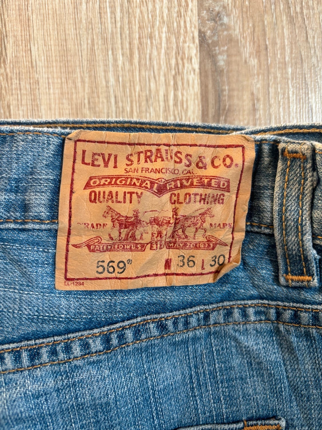 đź›’Jeans Levi's 569 W36 L30đź›’