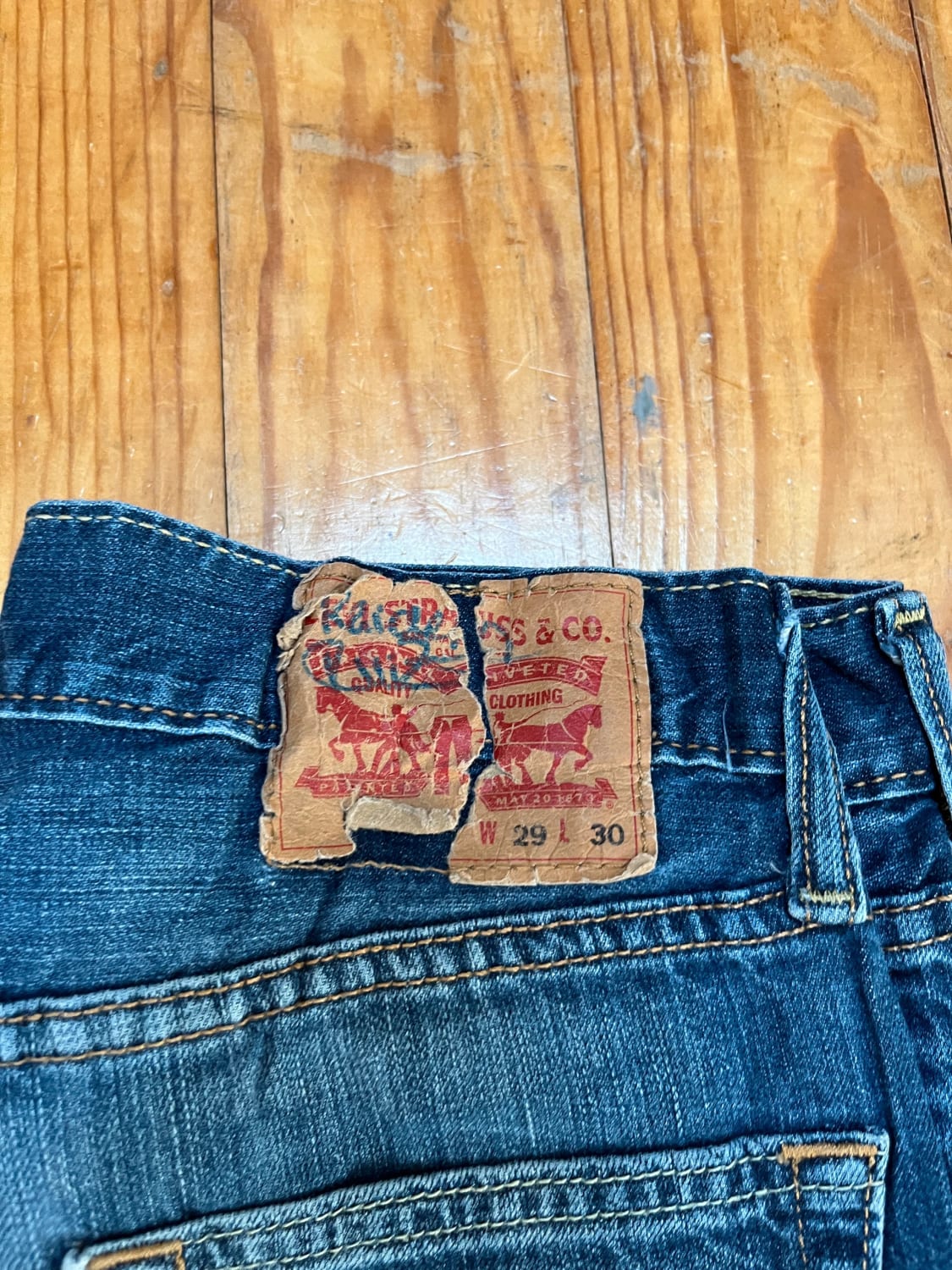 đź›’Jeans Levi's W29 L30đź›’