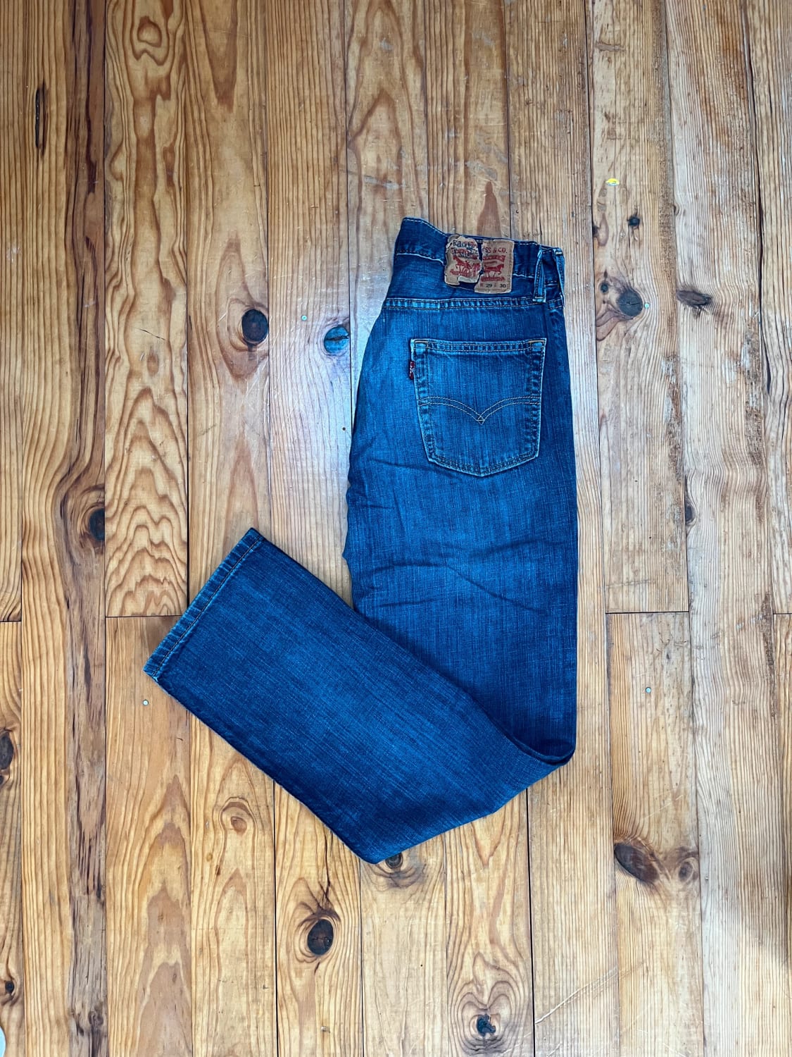 đź›’Jeans Levi's W29 L30đź›’