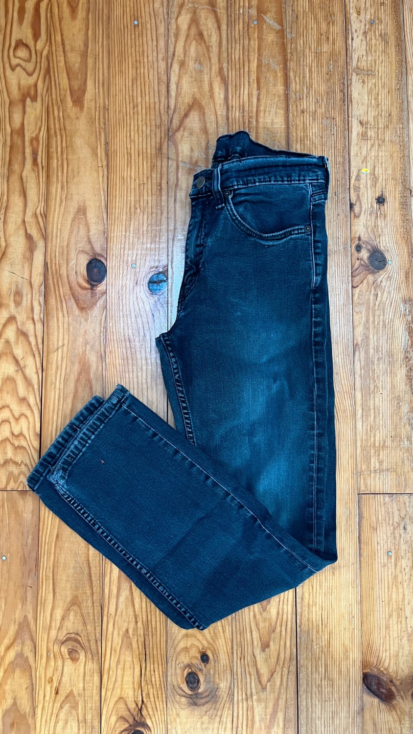 đź›’Jeans Levi's W31 L30đź›’