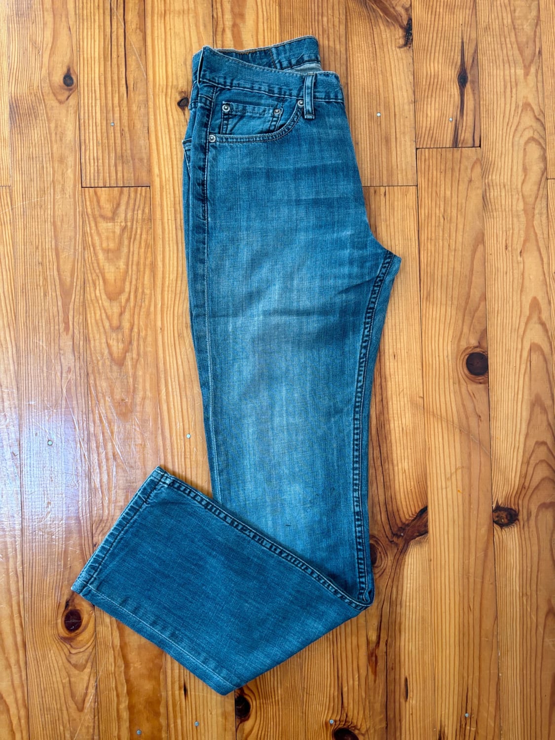 đź›’Jeans Levi's W29 L32đź›’