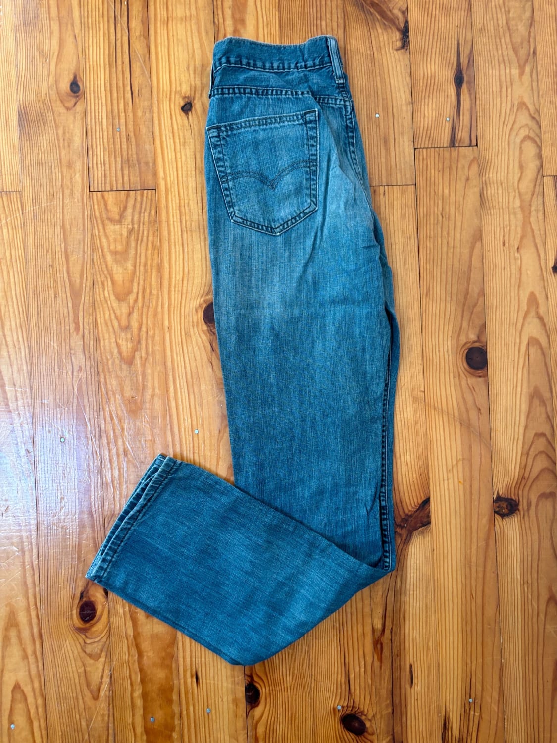 đź›’Jeans Levi's W29 L32đź›’