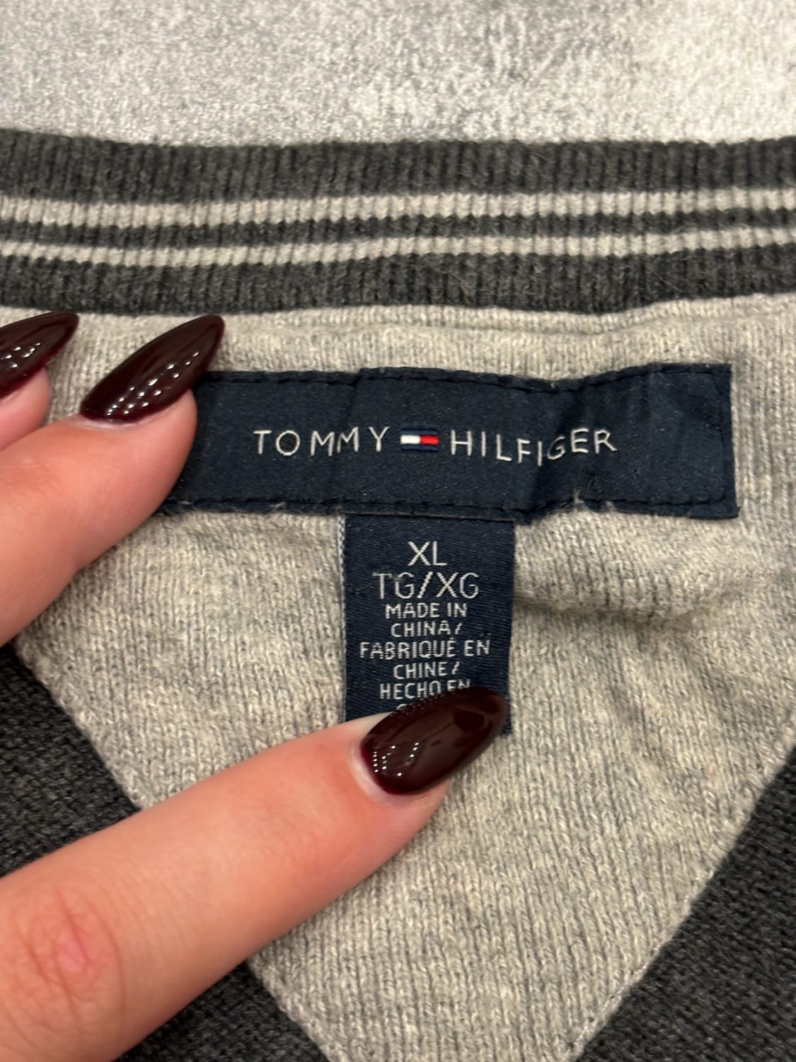 đź›’Pull Tommy Hilfiger XLđź›’