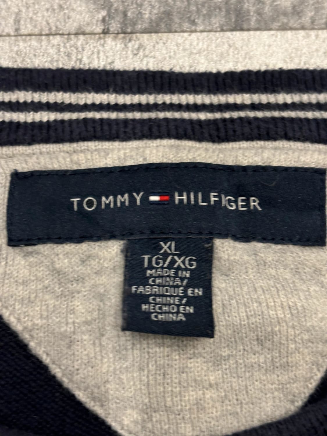 đź›’Pull Tommy Hilfiger XLđź›’