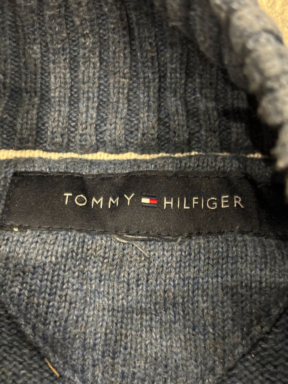 đź›’Pull Tommy Hilfiger Mđź›’