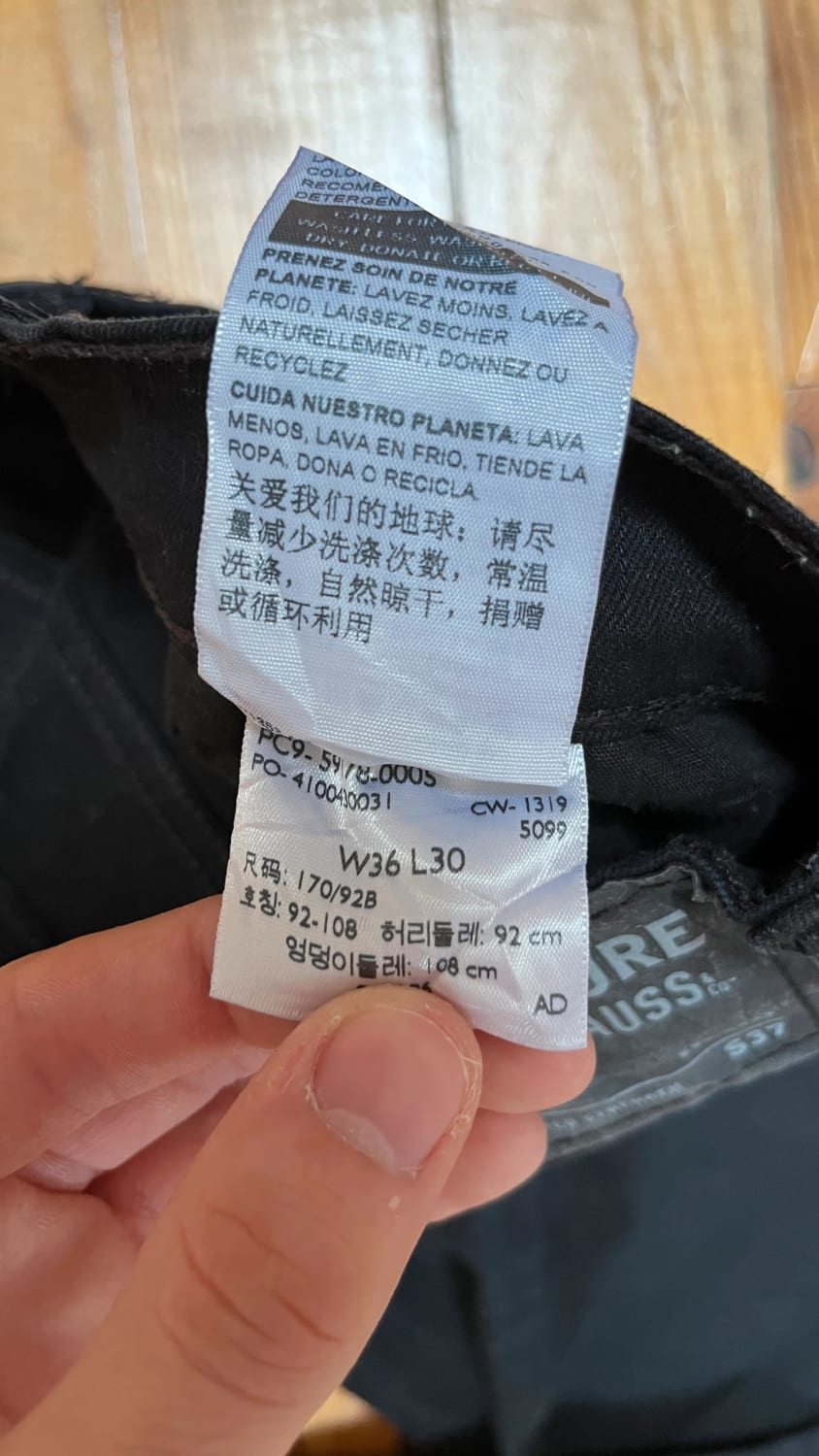 đź›’Jeans Levi's W36 L30đź›’