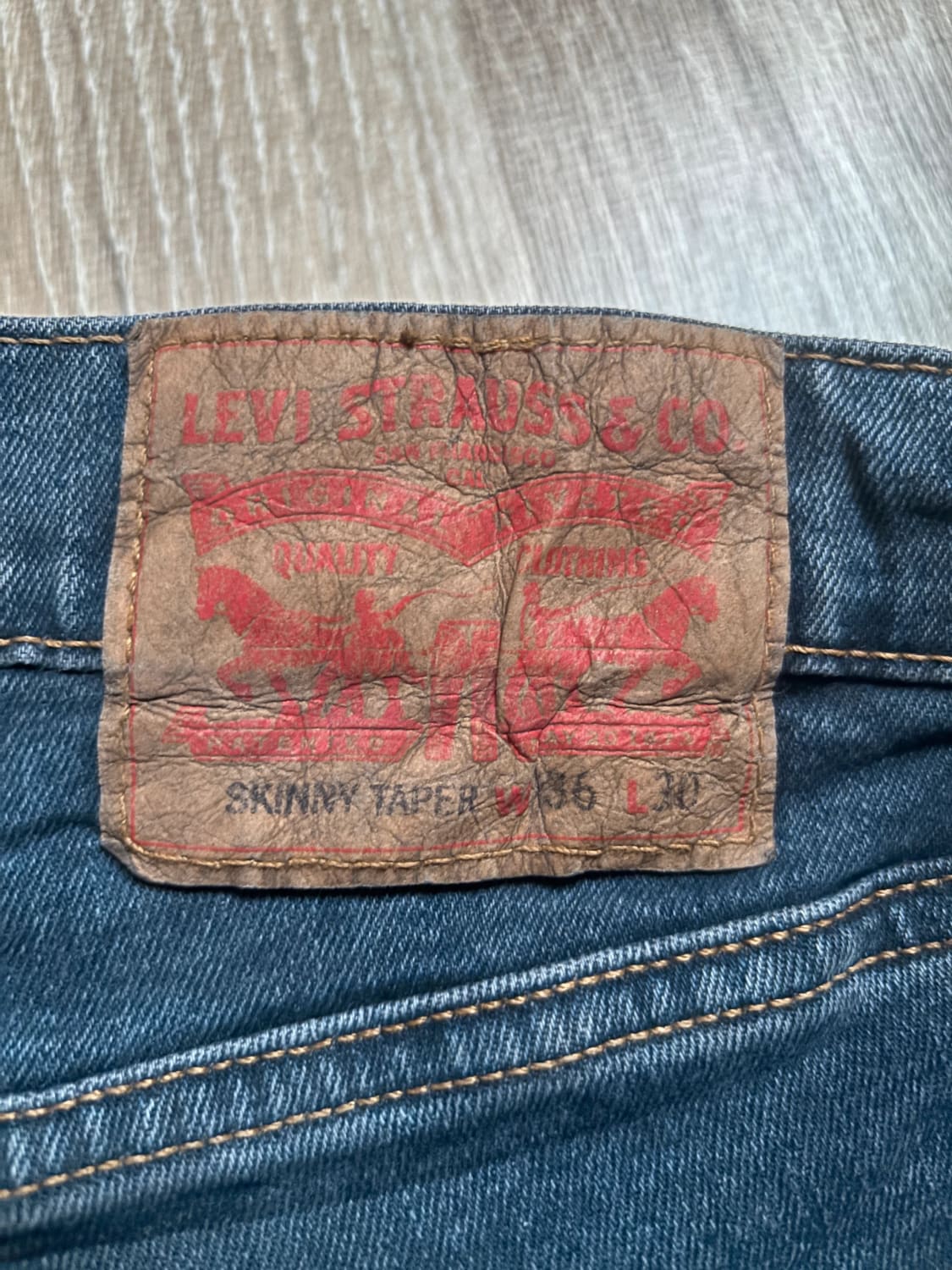 đź›’Jeans Levi's W36 L30đź›’