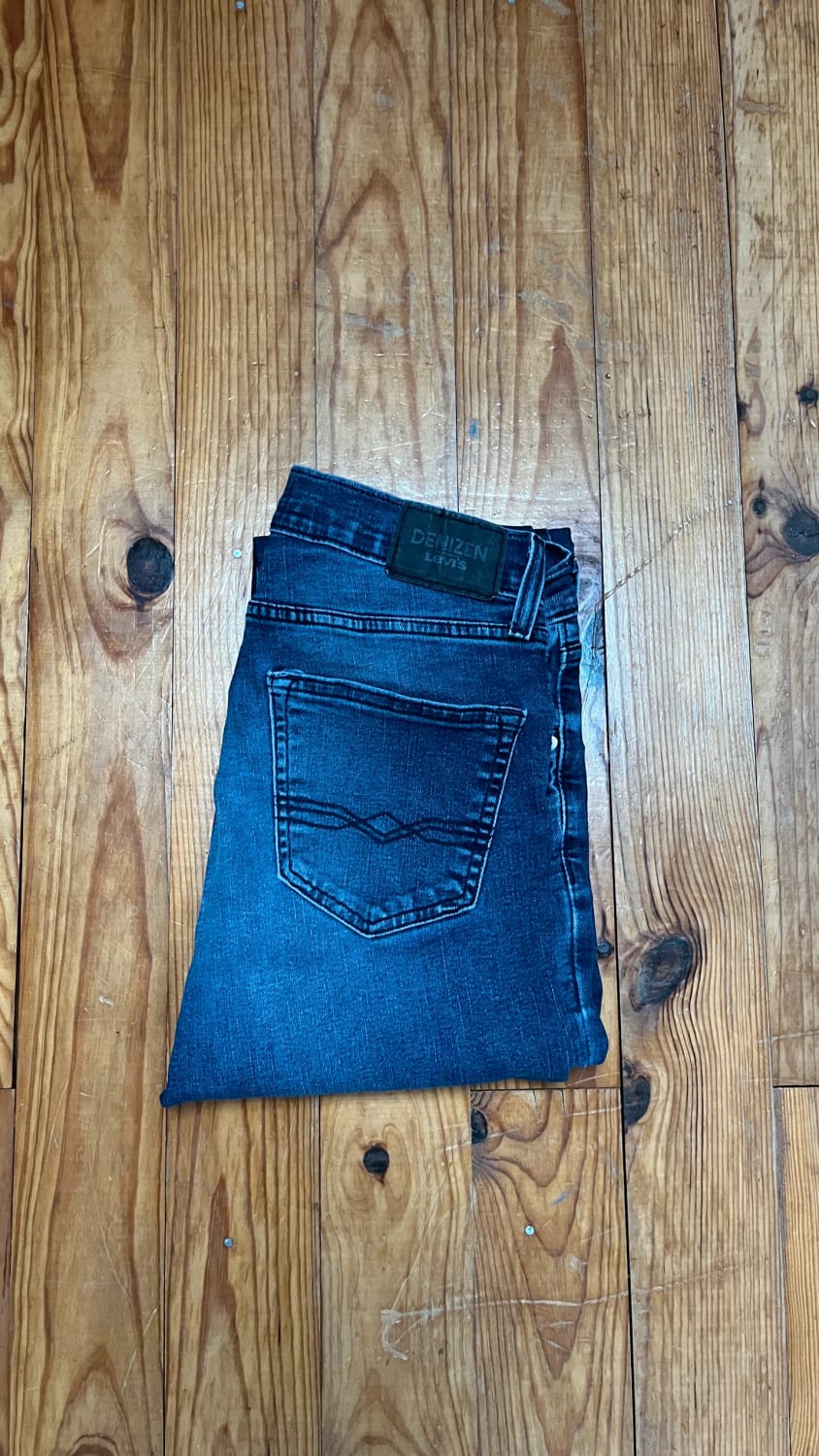 đź›’Jeans Levi's W30 L32đź›’