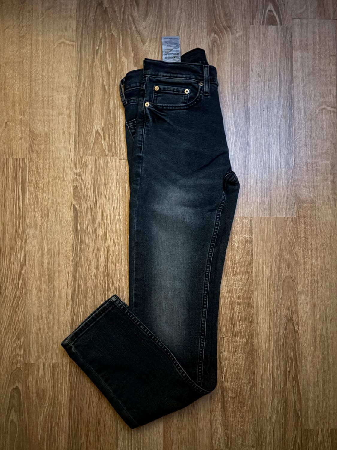 đź›’Jeans Levi's W28 L30đź›’