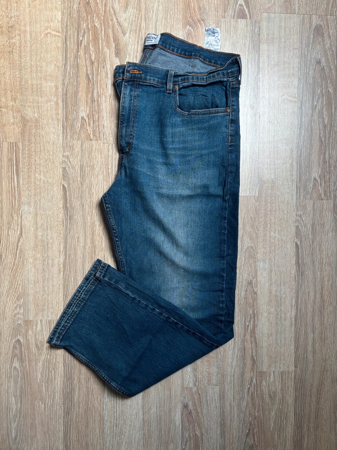 đź›’Jeans Levi's W40 L30đź›’