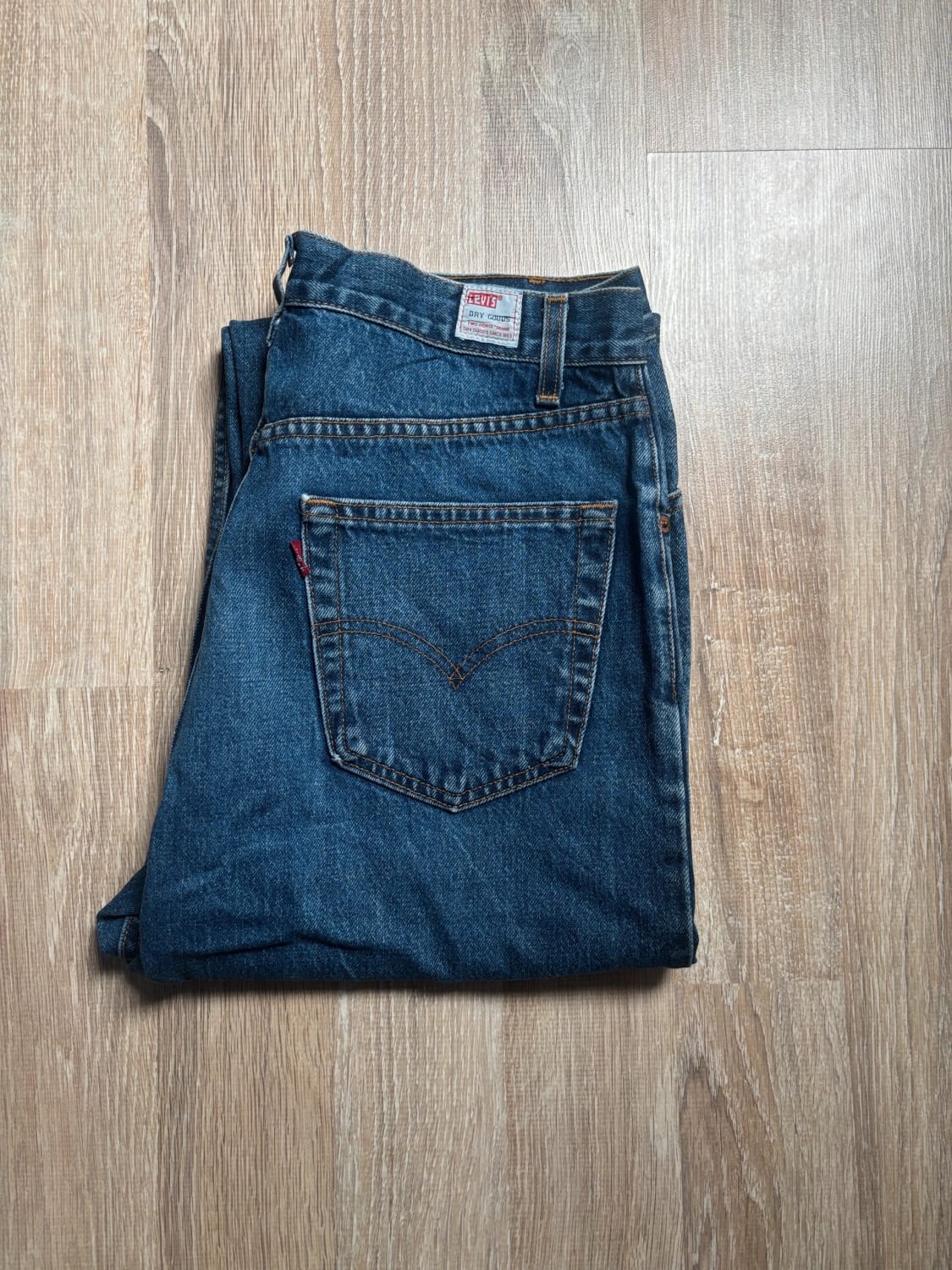 đź›’Jeans Levi's W34 L32đź›’