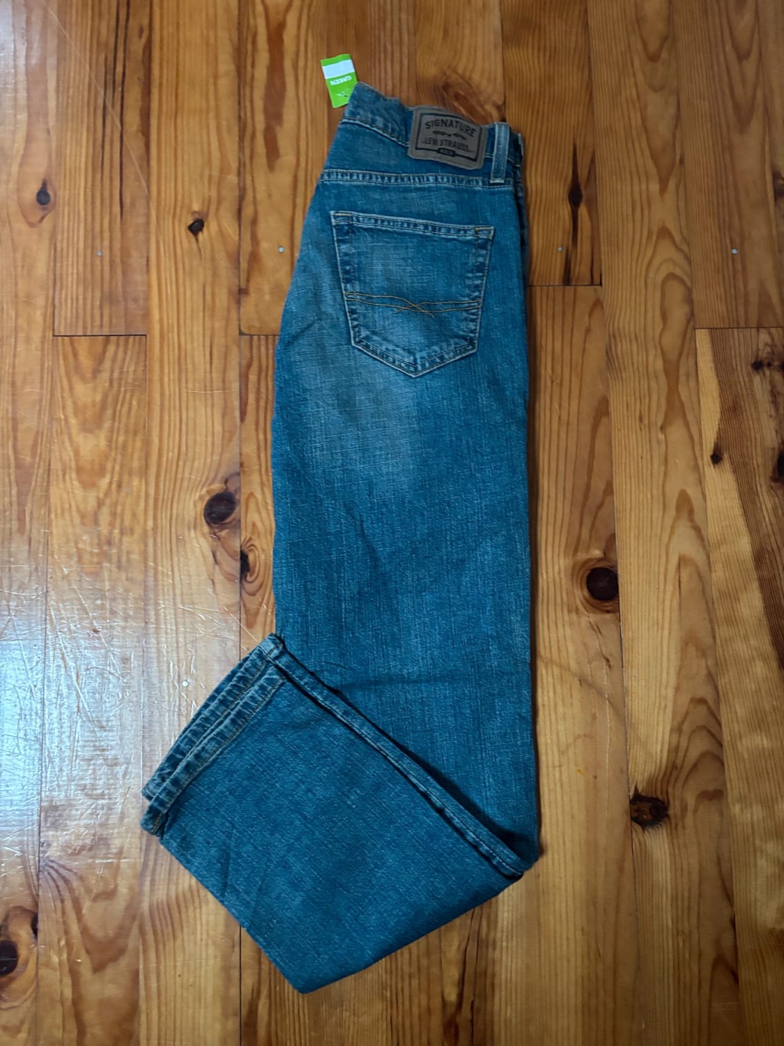 đź›’Jeans Levi's W29 L32đź›’
