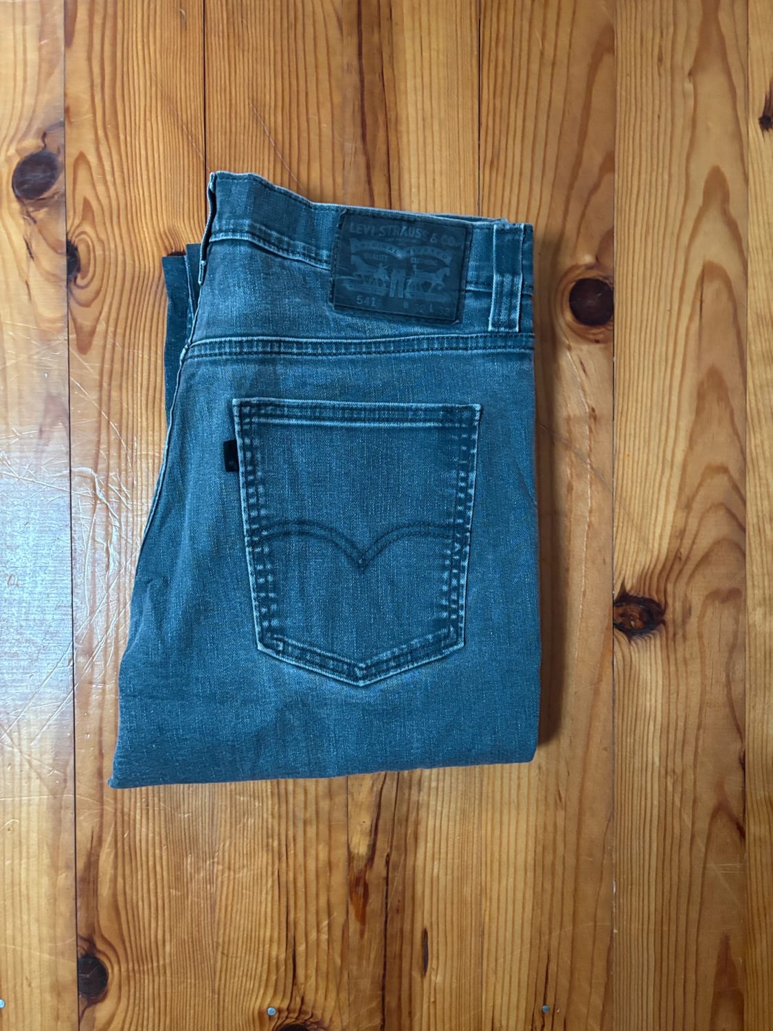 đź›’Jeans Levi's 541 W32 L32đź›’