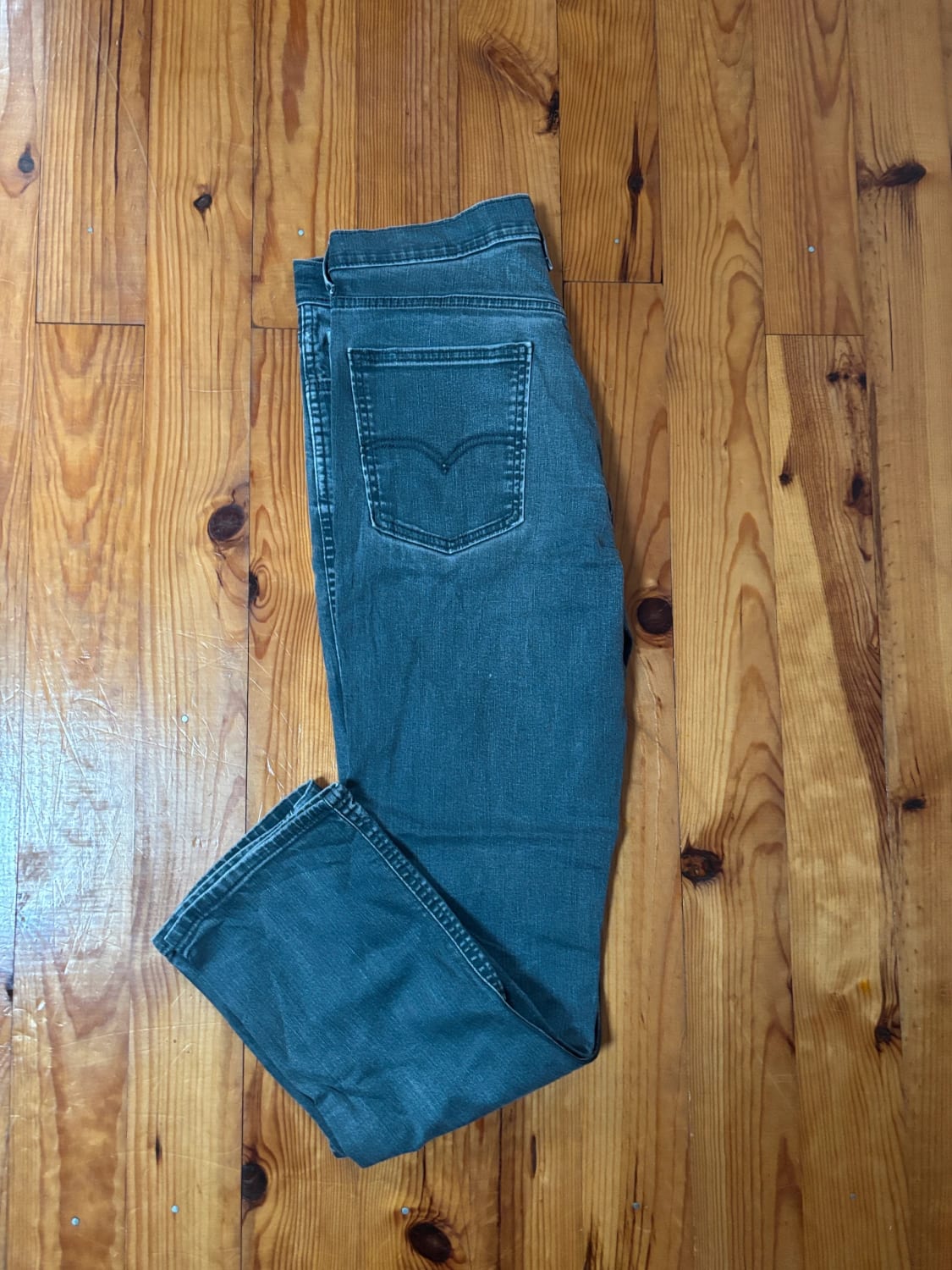 đź›’Jeans Levi's 541 W32 L32đź›’