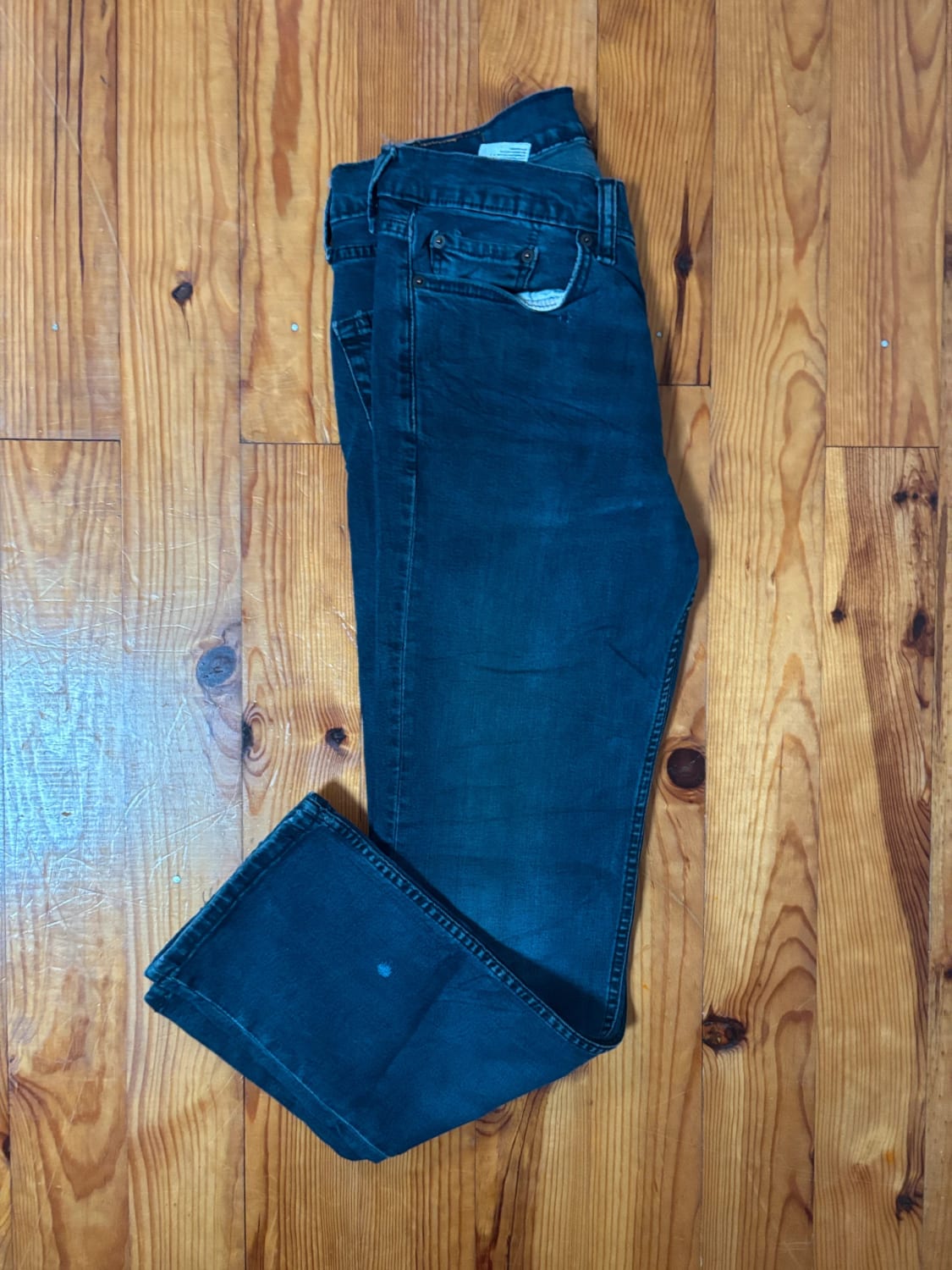 đź›’Jeans Levi's W32 L29đź›’