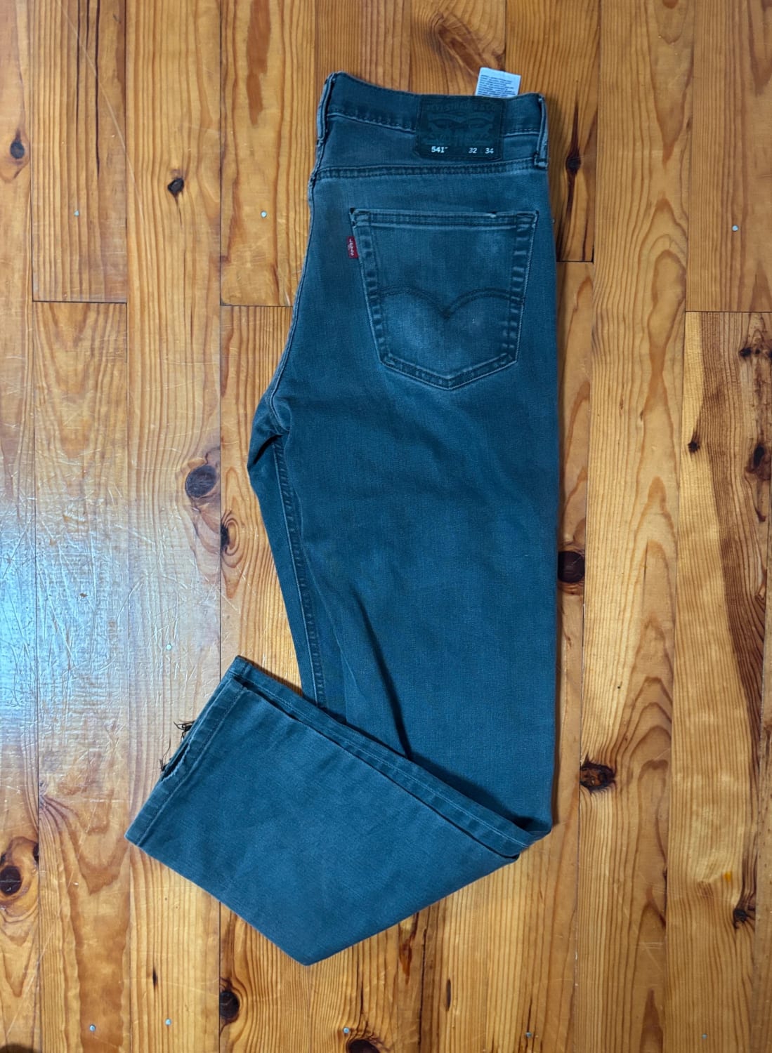 đź›’Jeans Levi's 541 W32 L34đź›’
