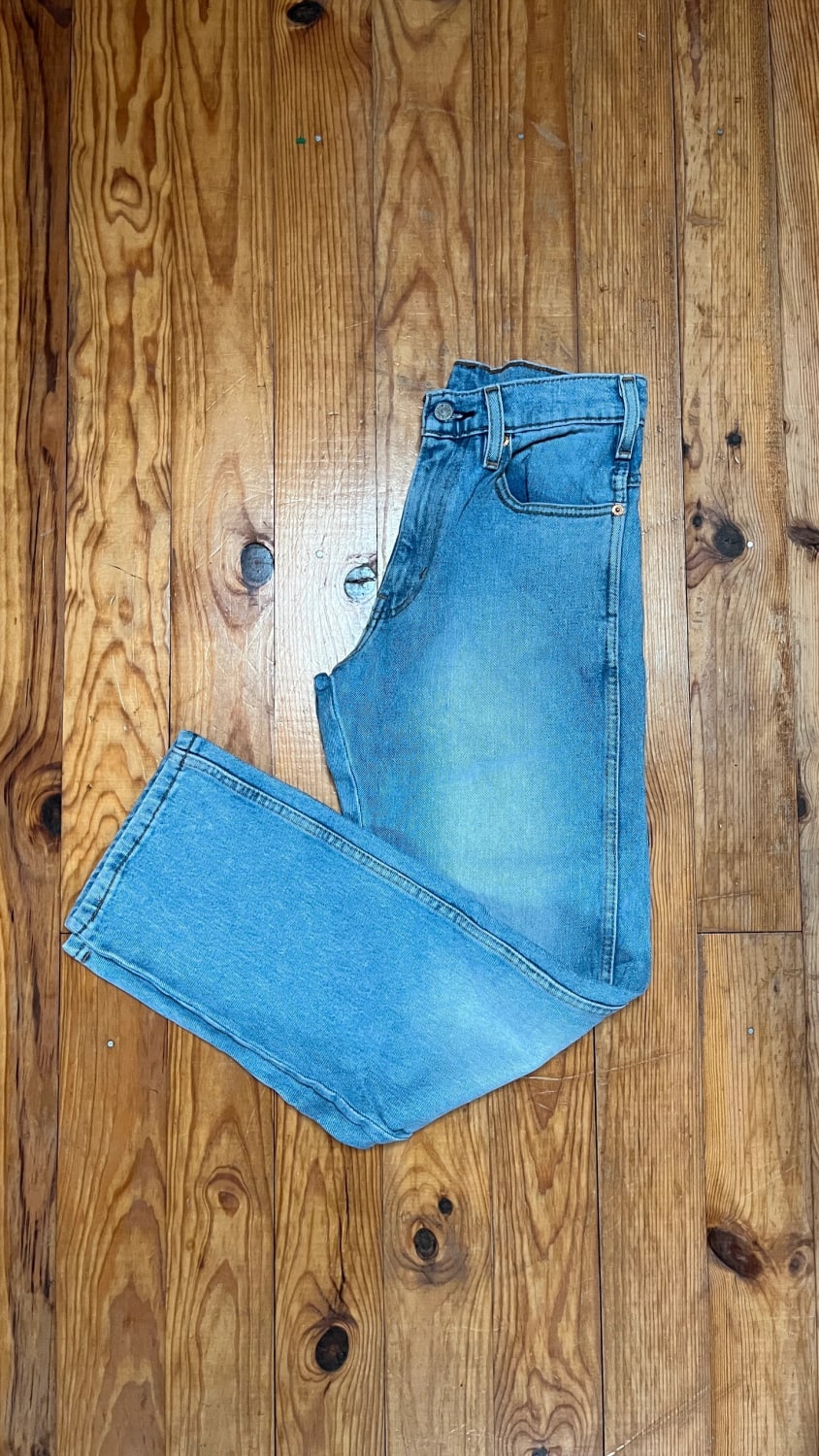 đź›’Jeans Levi's W29 L30đź›’