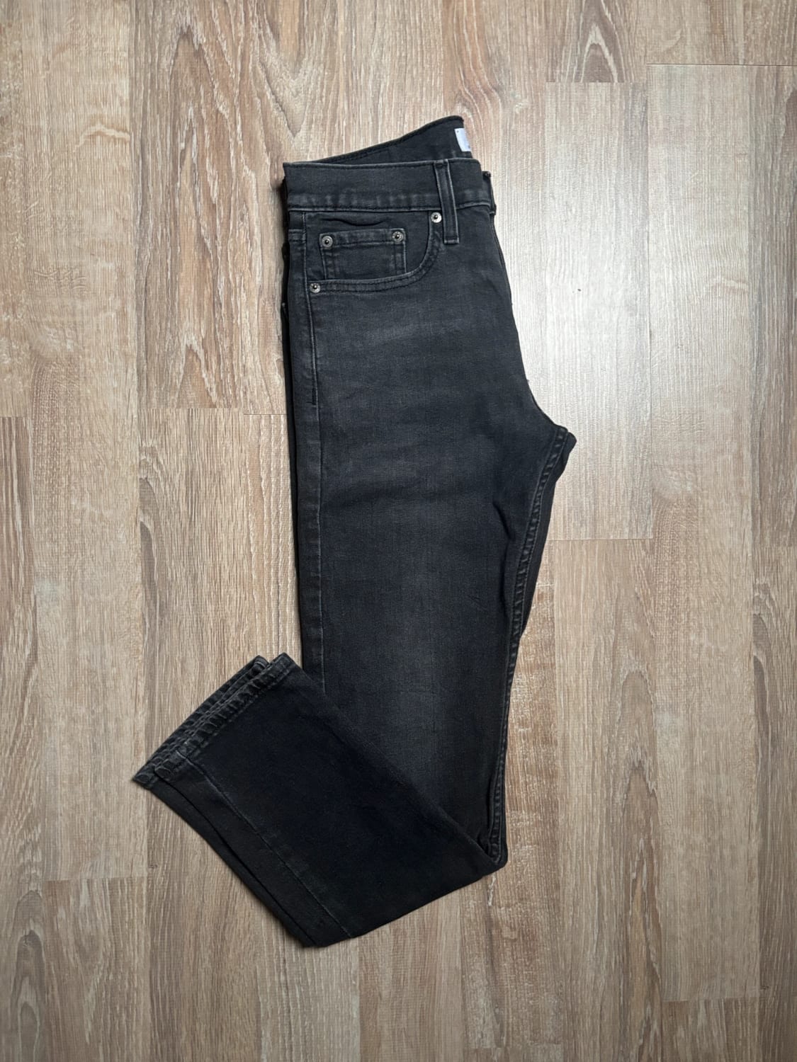 đź›’Jeans Levi's W28 L30đź›’