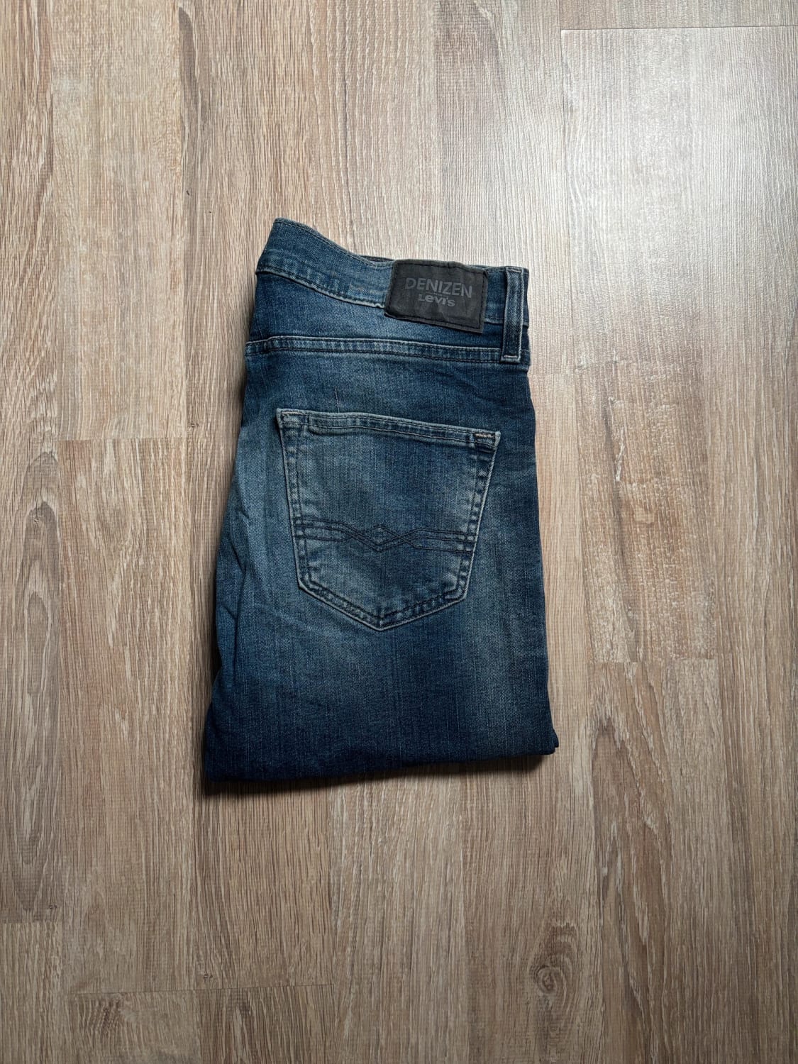 đź›’Jeans Levi's W30 L32đź›’