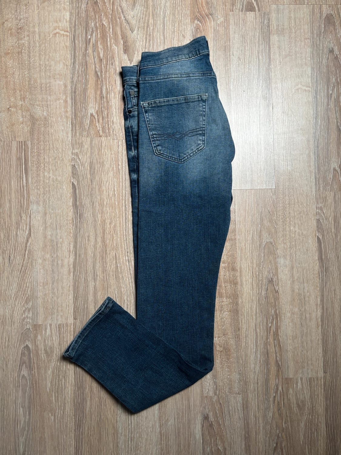 đź›’Jeans Levi's W30 L32đź›’