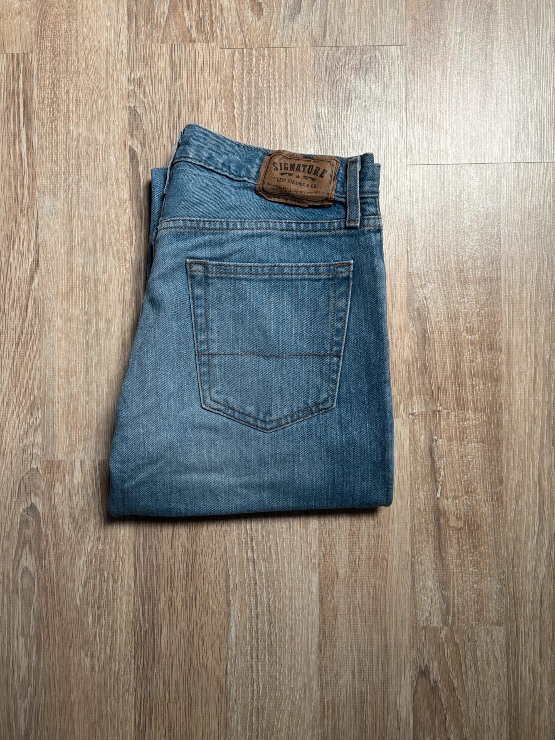 đź›’Jeans Levi's Mđź›’