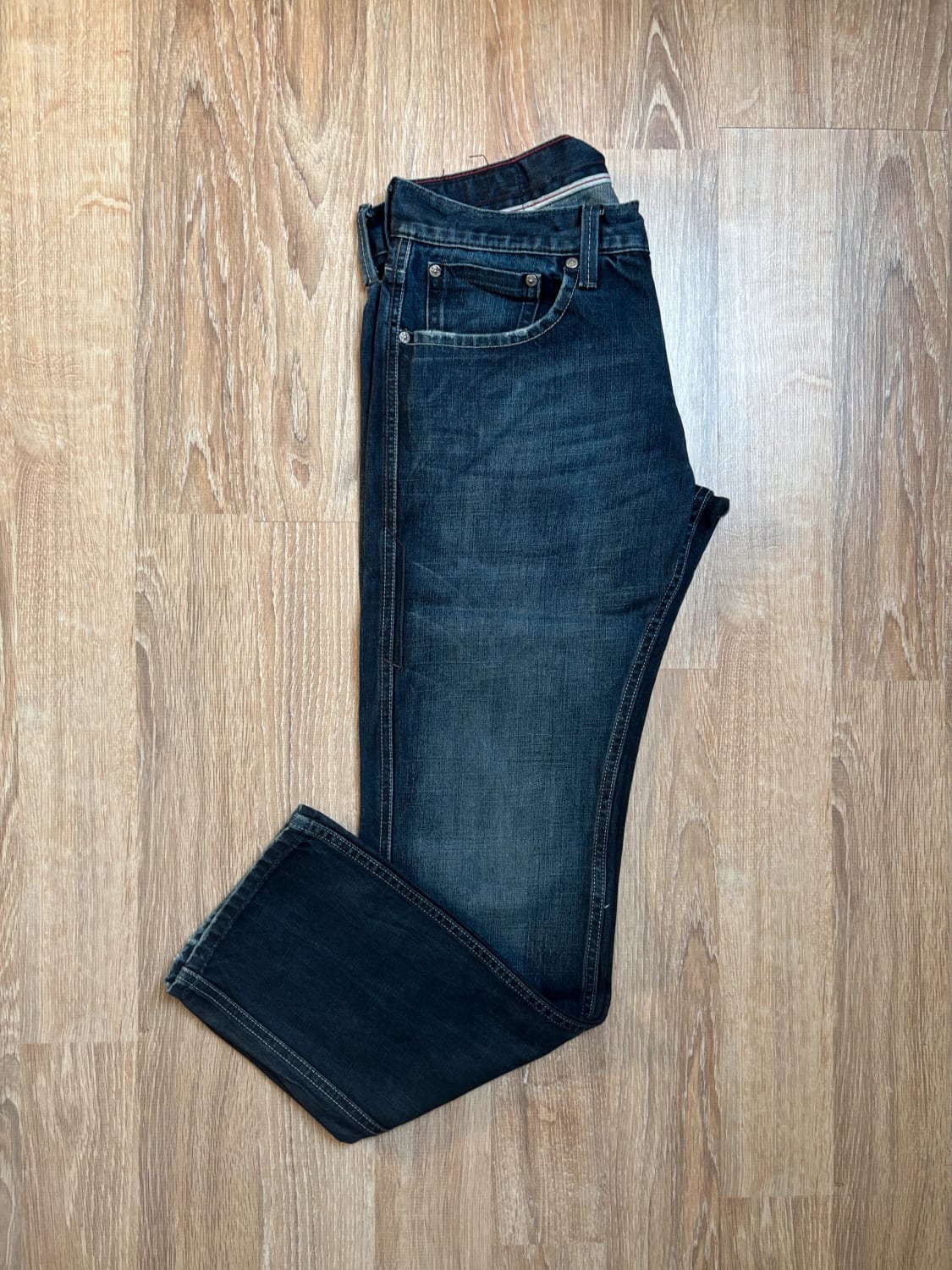 đź›’Jeans Levi's W32 L30đź›’