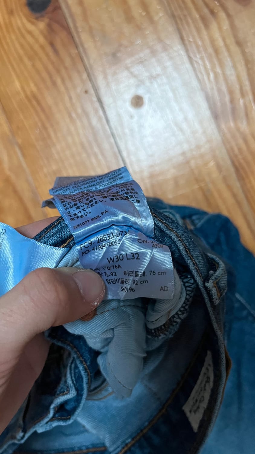 đź›’Jeans Levi's 512 W30 L32đź›’