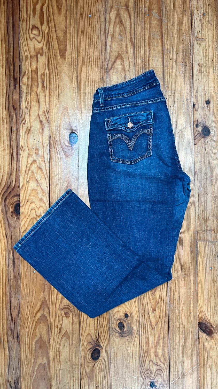 đź›’Jeans Levi's Mđź›’