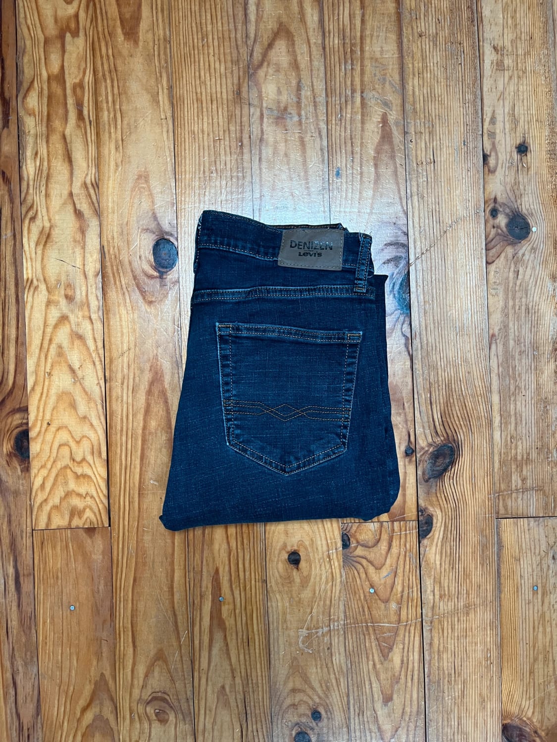 đź›’Jeans Levi's W30 L30đź›’