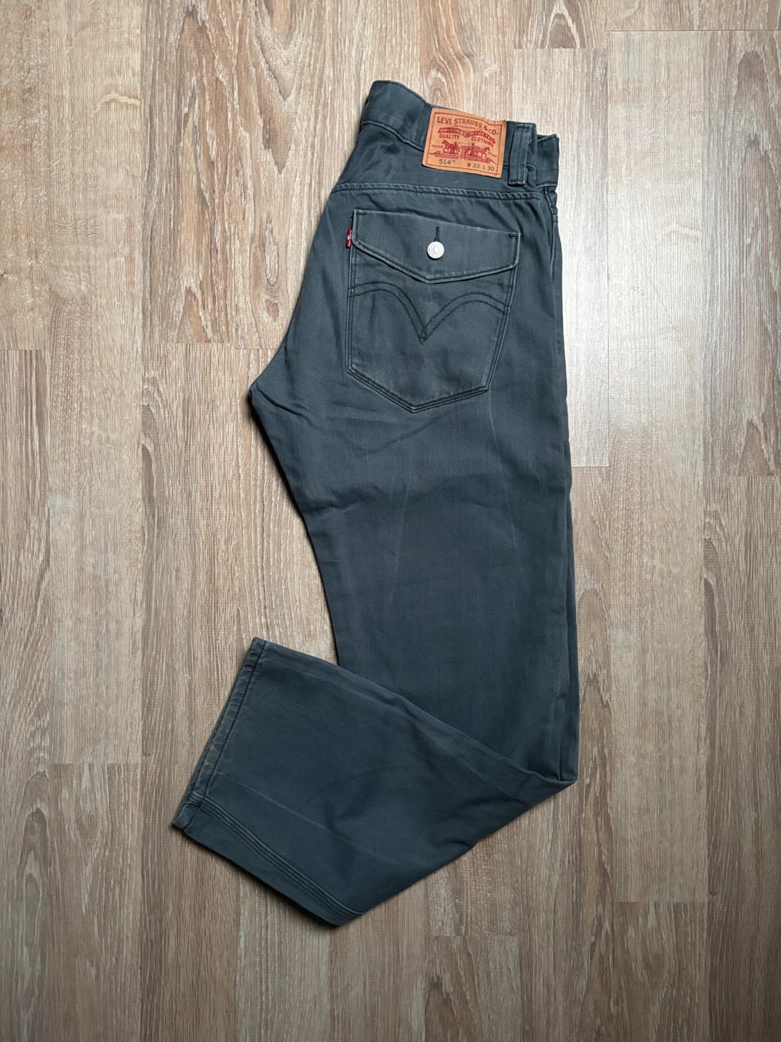đź›’Jean Levi's 514 W32 L30đź›’
