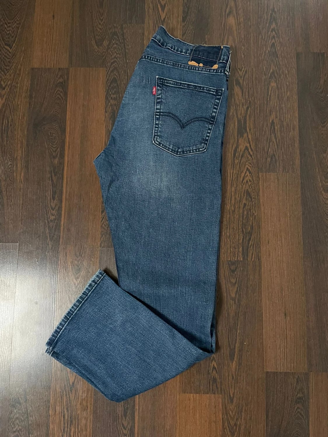 đź›’Jean Levi's W36 L32đź›’