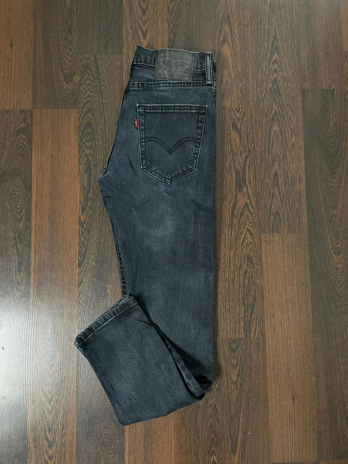 đź›’Jean Levi's 512 W29 L30đź›’