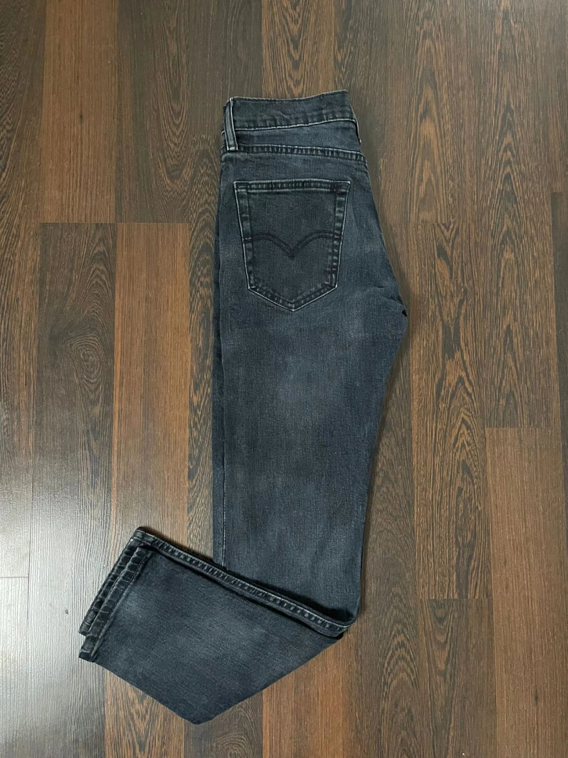 đź›’Jean Levi's 512 W29 L30đź›’