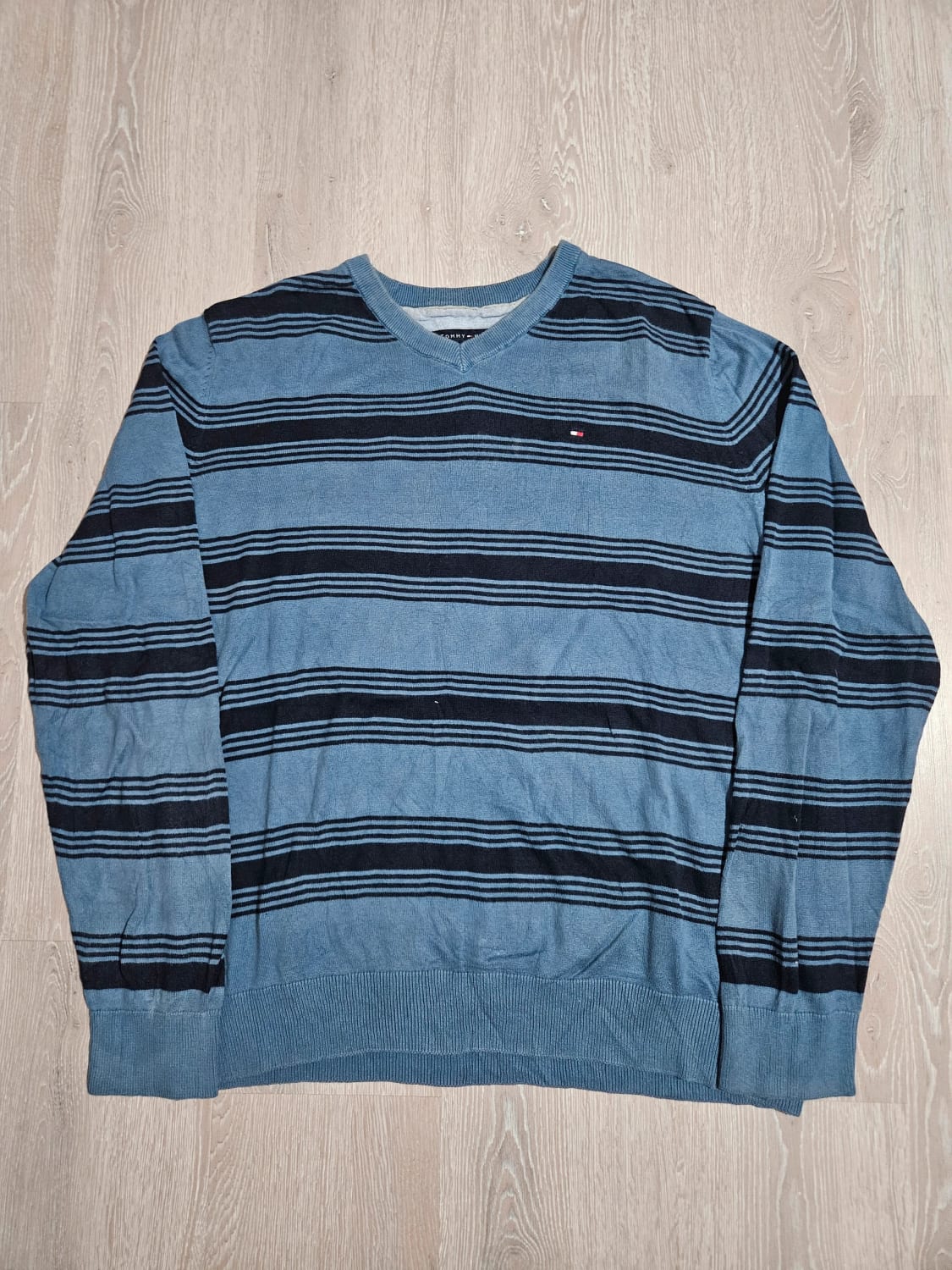 đź›’Pull Tommy Hilfiger L đź›’