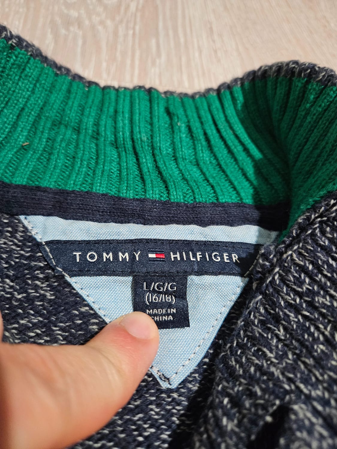 đź›’Pull Tommy Hilfiger L đź›’