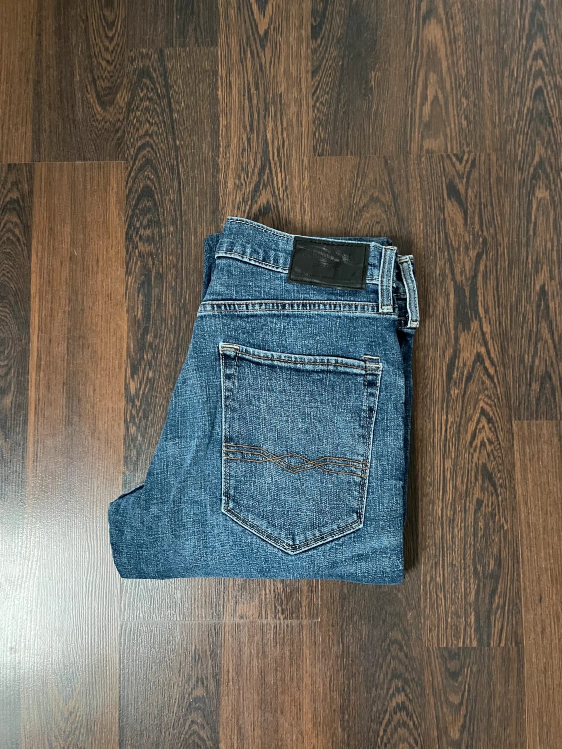 đź›’Jean Levi's W30 L32đź›’