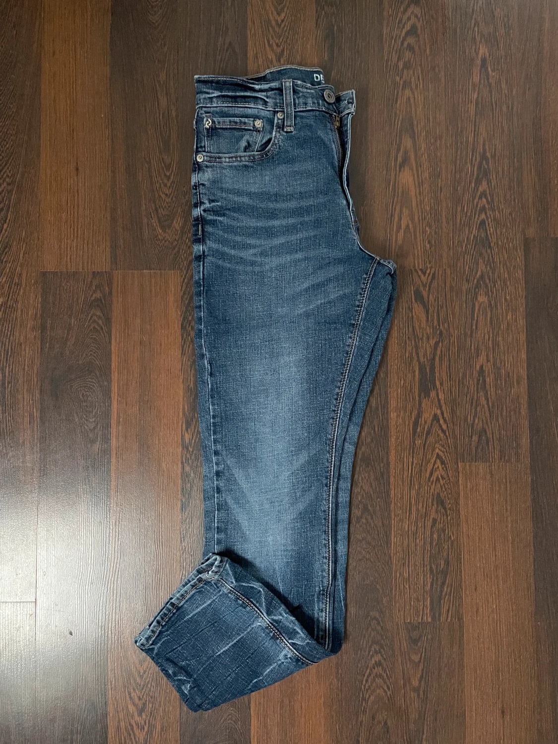 đź›’Jean Levi's W30 L32đź›’