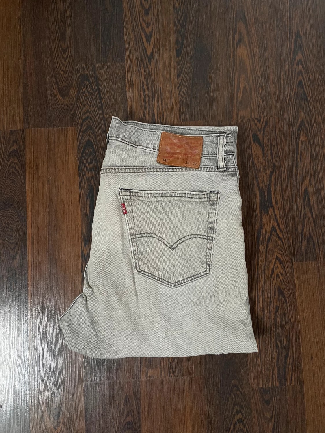 đź›’Jean Levi's 541 W36 L32đź›’