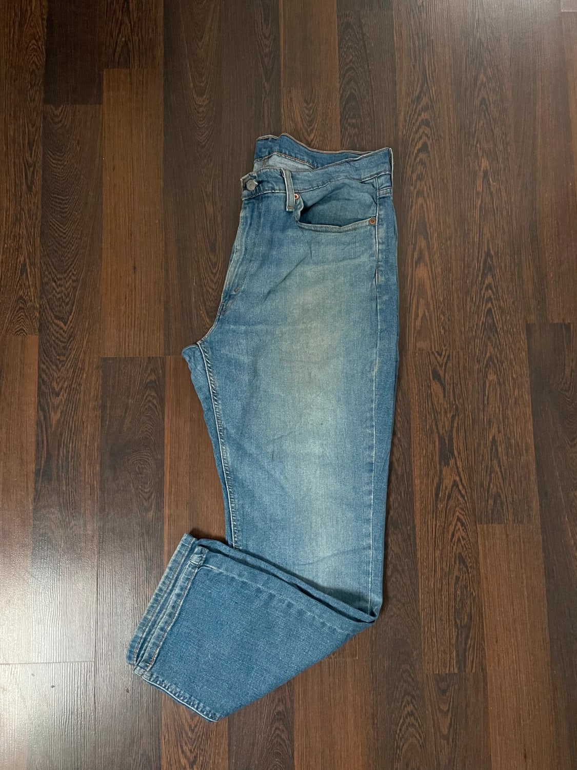 đź›’Jean Levi's 541 W36 L30đź›’