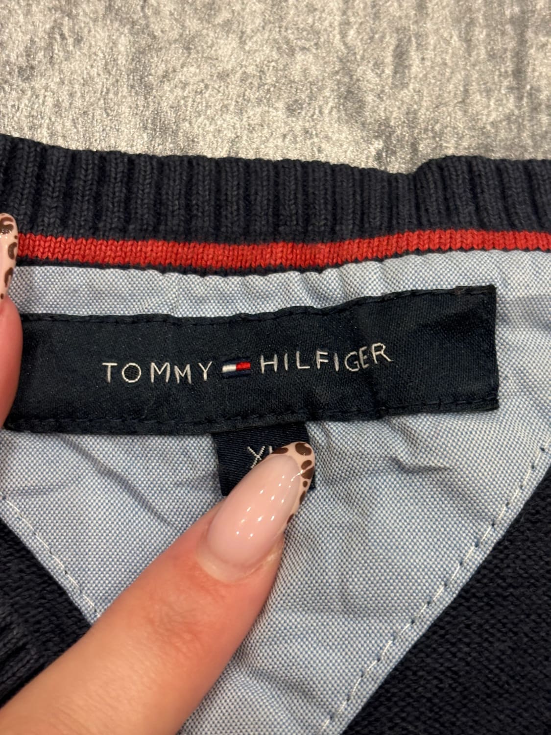 đź›’Pull Tommy Hilfiger XLđź›’