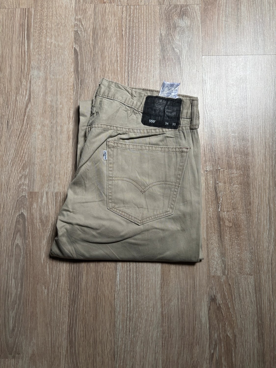 đź›’Jean Levi's 559 W34 L30đź›’