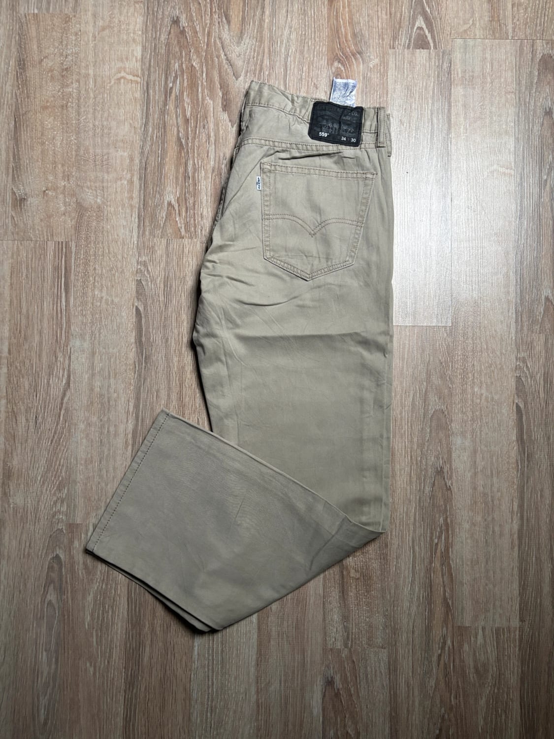 đź›’Jean Levi's 559 W34 L30đź›’