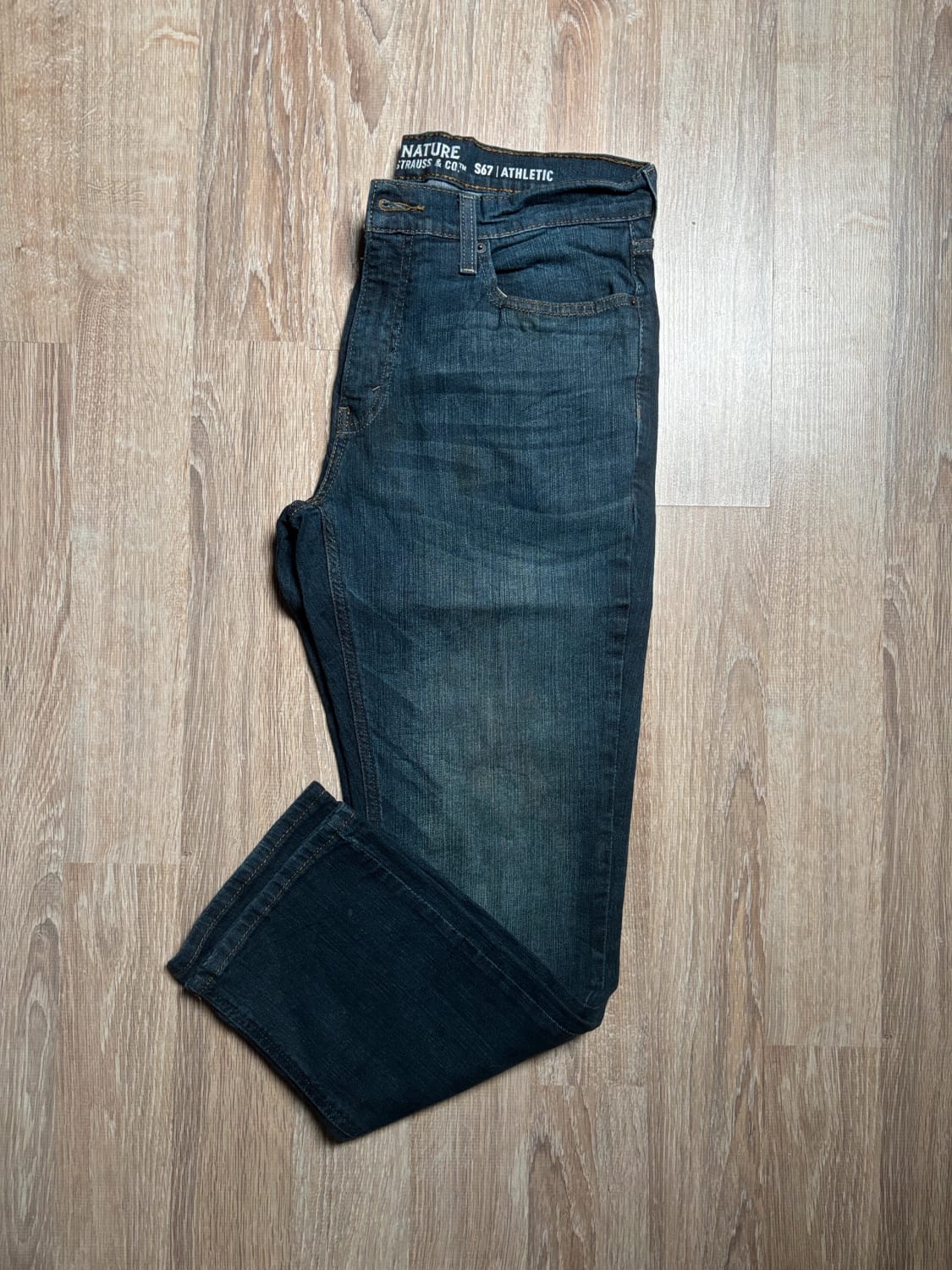 đź›’Jean Levi's Signature W33 L30đź›’