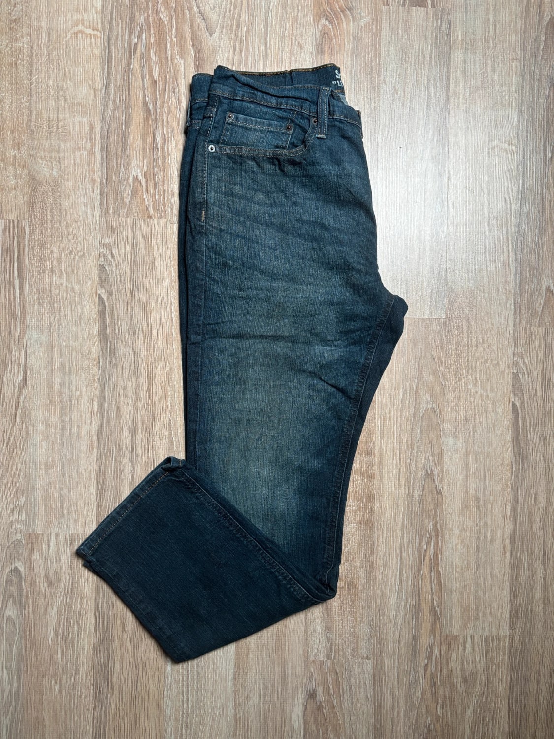 đź›’Jean Levi's Signature W33 L30đź›’